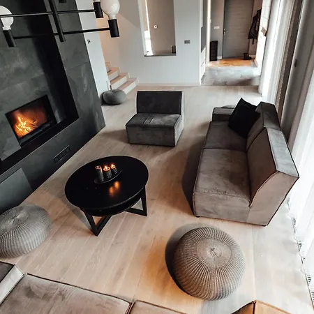 Jaunkapteini Villa Dzeņi
